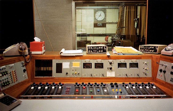 Con B8 in 1983 Con B8 in 1983