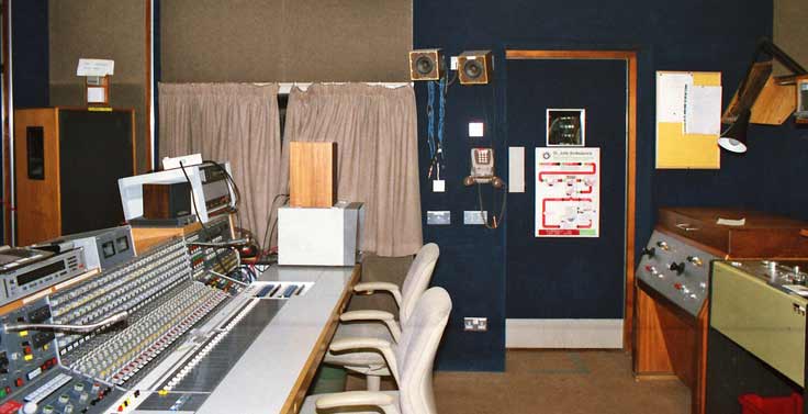 B9 Cubicle B9 Cubicle